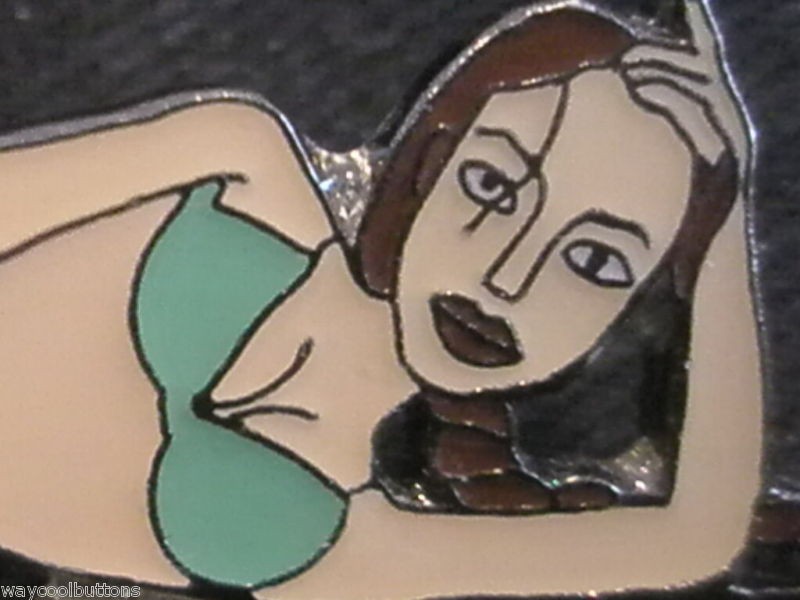 LARA CROFT TOMB RAIDER ANGELINA JOLIE BIKINI METAL PIN | eBay LARA CROFT TOMB RAIDER ANGELINA JOLIE BIKINI METAL PIN | eBay