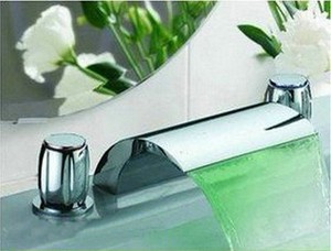 Waterfall Bathroom Faucet on Led Bathroom Tap Sink Bath Tub Waterfall Faucet Chrome 3 Piece Set