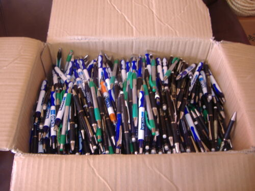 Lot of 1000 Pens ballpoint school office flea market vendors in Business & Industrial, Office, Office Supplies | eBay