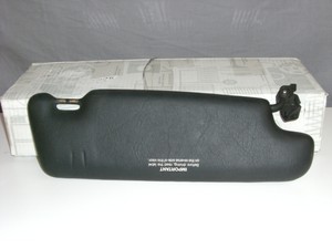 Mercedes black visor 129 #3