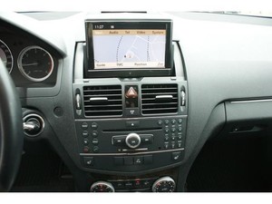 Mercedes comand screen