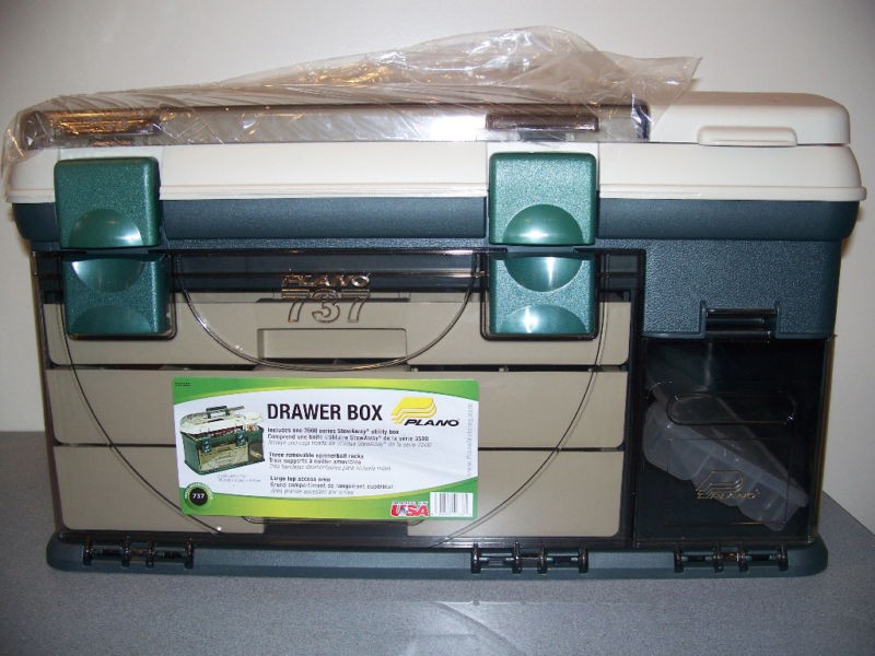 New Plano 737 3 Drawer Tackle Box W Spinnerbait Racks On Popscreen