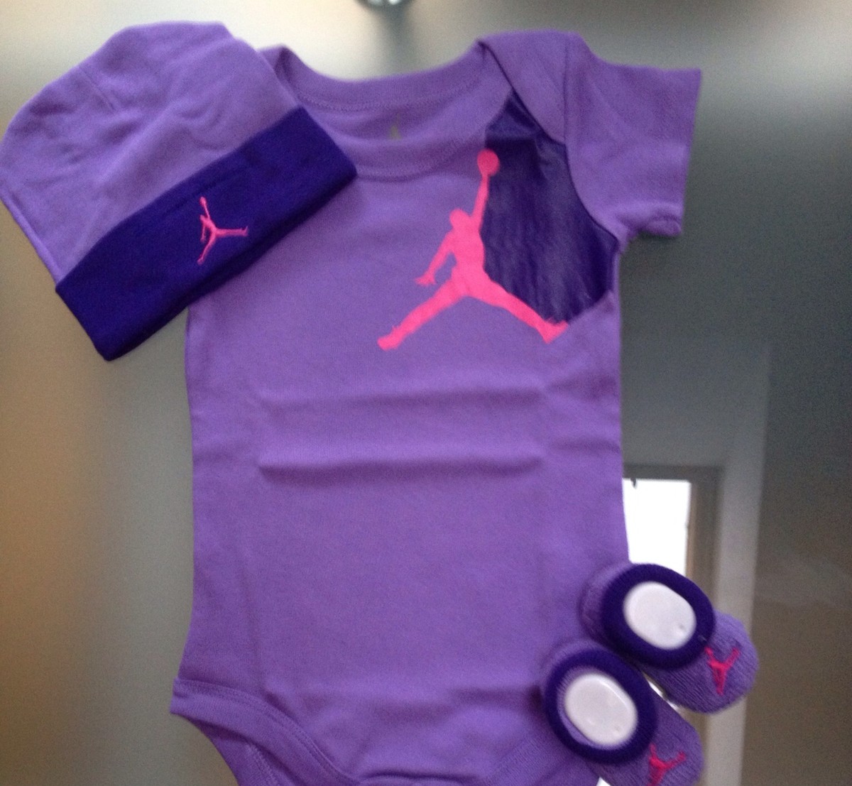 newborn baby girl jordans