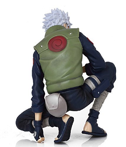 kakashi hokage statue