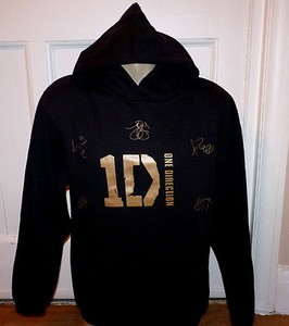  Direction Hoodie on One Direction Hoodie Hooded Top Size 12 13 Years 5 Gold Signatures