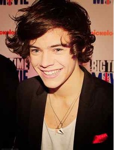  Direction Necklace on One Direction Paper Airplane Necklace   Ebay