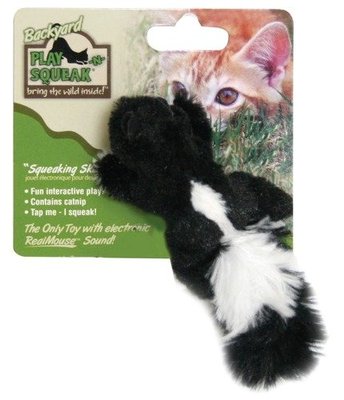 squeaking mouse cat toy