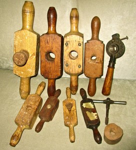  ESTATE-LOT-ANTIQUE-SCREW-BOX-WOOD-TAP-DIE-CARPENTER-TOOL-FRENCH-GERMAN