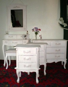 Furniture French on Chic Bedroom Set 6 Piece French Country Style Furniture White   Ivory