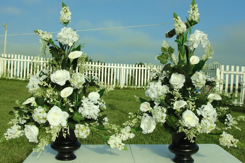 Silk Flower Arrangements Church Pew Wedding Altar Vases Banquets Receptions