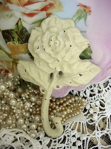 Cottage Bathroom Vanities on About Small Iron Towel Hook Bath Vanity Shabby Cottage White Rose