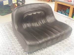 Snapper Seat, Rear Engine Riders. 7028650, 28650. OEM!