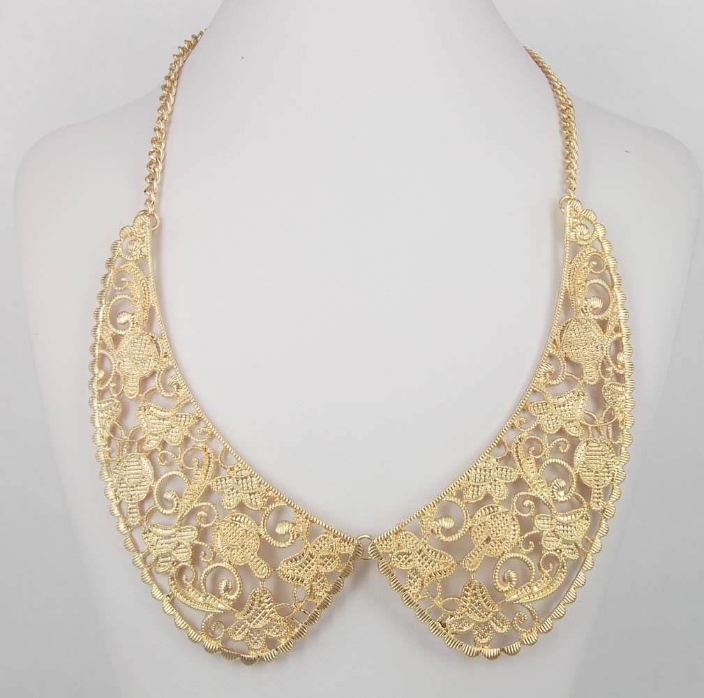 i.ebayimg.com/t/Stylish-Chunky-Gold-Tone-Lacey-Filigree-Choker-Bib-Link-Statement-Necklace-Gift-/00/s/MTAwMFgxMDA5/$T2eC16NHJIkE9qU3jcd3BQnQ(kut3!~~60_57.JPG
