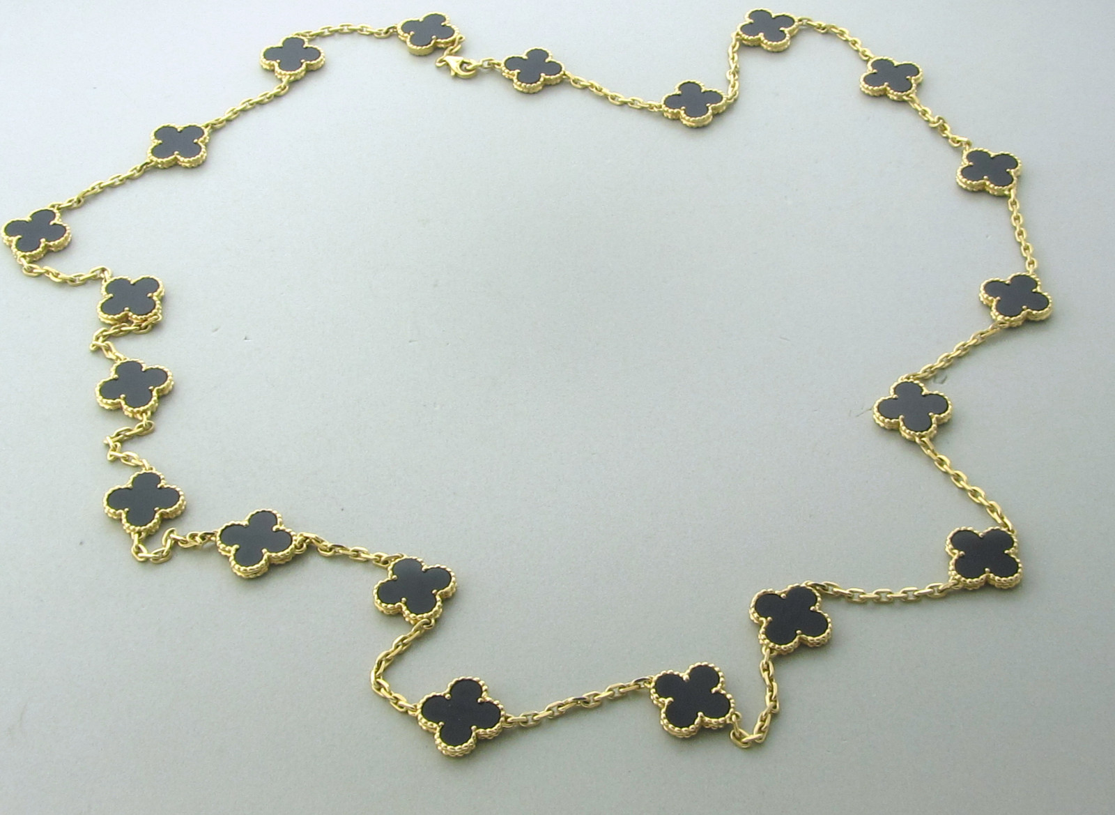 Vca alhambra pendant clearance