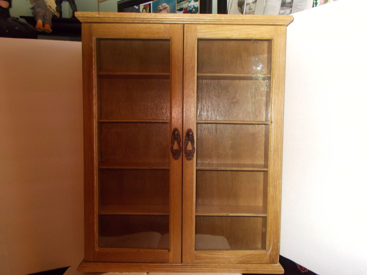 Vintage Oak Wood Wall Or Free Standing 5 Shelf Curio Cabinet