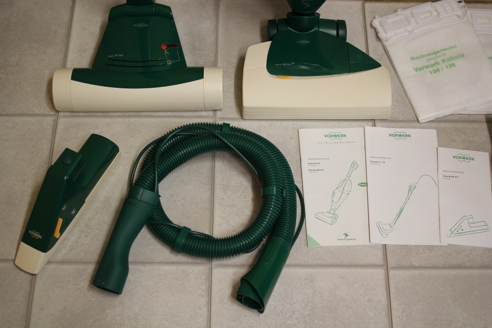 Vorwerk Kobold VK 135 GrünWeiß mit Teppichreinigung Vorwerk Kobold VK 135 GrünWeiß mit Teppichreinigung