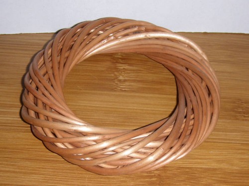 Weidenkranz-Tuerkkranz-Deko-Ring-Weide-Handarbeit-NEU-15cm