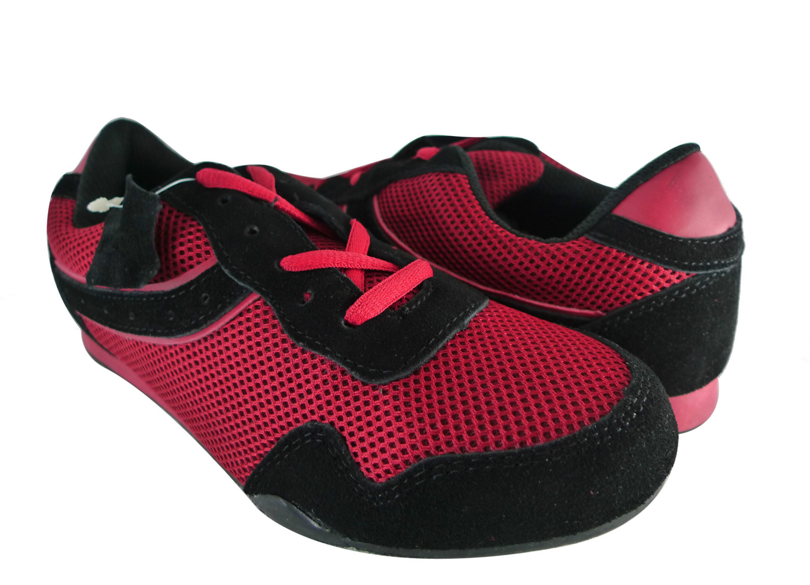 most stylish tennis shoes
