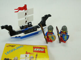 LEGO Castle 6017 Knight's Oarsmen Boat Complete with Instructions OBA