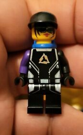 LEGO Alpha Team Arctic Radia Minifigure 4744 4746 Female Purple Arm Genuin C16-3