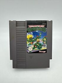 NINTENDO NES - teenage mutant hero turtles , tortues ninja  -  FRA - cartouche