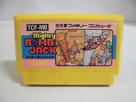 NES -- mighty BOMB JACK -- Famicom. Action. Japan game. Work fully. 10539