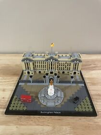 LEGO ARCHITECTURE: Buckingham Palace (21029) Complete