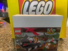 Lego Set 5934 Dino Explorer USED/Complete w/minifigures & instructions