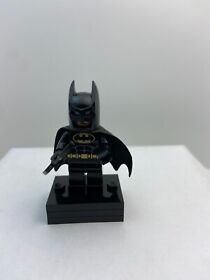 Authentic LEGO Minifigure Super Heroes BATMAN DC # 7785 BATMAN