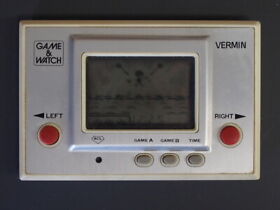 Super Vintage Game Watch Nintendo Vermin Mt-03 Made In 1980 No.7443 Safe deliver