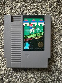 10-Yard Fight Football Nintendo Entertainment System NES, 1985 5 Screw - TESTED