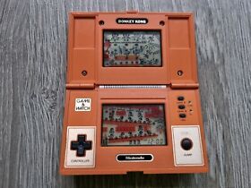 Nintendo Game & Watch Game - DONKEY KONG - 32188217 **INCLUDES 2 NEW BATTERIES**