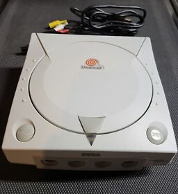 SEGA Dreamcast HKT-3020 Home Console - White