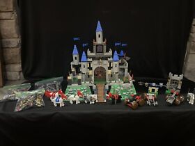 LEGO sets 6098, 6094, 6095, 6032, 4806 King Leo's Castle KNIGHTS KINGDOM & Books