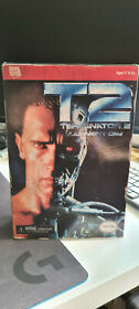 🤖 Figurine NECA Terminator 2 - T-800 NES Video Game appearance / TRES RARE 🤖