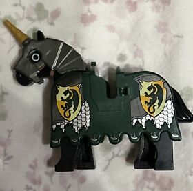 Lego Kingdoms Castle 7187 Black Horse Green Dragon Barding H2 2011 RARE Lot