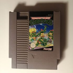Teenage Mutant Hero Turtles Nintendo NES PAL A ITA retrogames