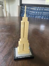 LEGO Architecture 21002 Empire State Building 100% Complete