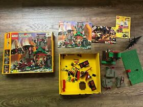 Vintage Lego System 6088 Ninja Robber's Retreat w/Box & Manual - T514