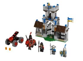 LEGO Castle: The Gatehouse Raid (70402) - USED Great Condition