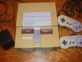 Vtg Super Nintendo NES Game Console with Controllers and plugs