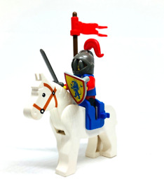 LEGO Lion Knight Breastplate Minifigure Vintage with Horse Kings Castle 6021