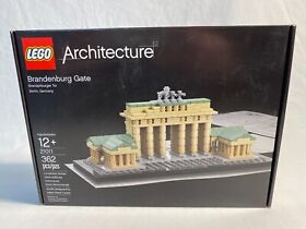 LEGO ARCHITECTURE Set 21011 Brandenburg Gate Complete w Box & Instructions
