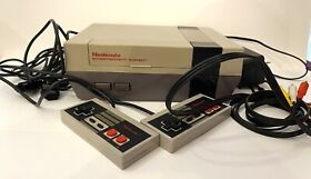 Original NES Nintendo System Console With All Hookups. Two Controllers TESTED