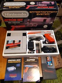 Nintendo Entertainment System NES-001 Action Set Console Boxed