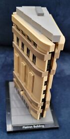Lego Architecture Flatiron Building (21023) RETIRED