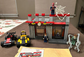 Lego 4860 Spiderman 2 Doc Ock’s Cafe Attack W/ Minifigures And Partial Manual