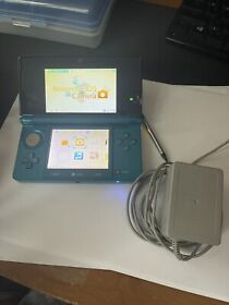 Nintendo 3DS Handheld System CTR-001 (USA) CTR-S-USZ-C0 Aqua Blue