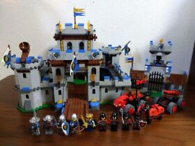 LEGO Castle 70404 King's Castle 70402 The Gatehouse Raid Set Incomplete See Phot