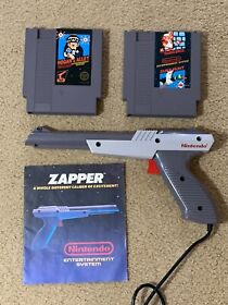 NES Nintendo Zapper Light Gun , Hogan's Alley, Duck Hunt / Mario Shooting Games